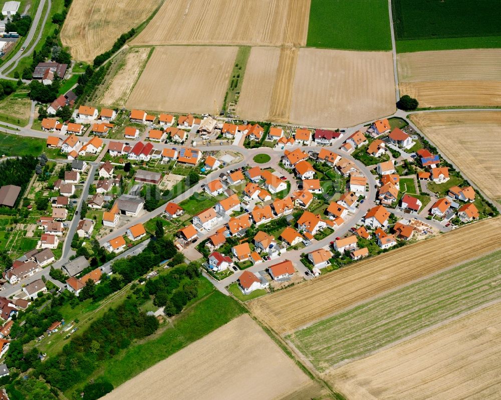 Luftbild Kleingartach - Dorfkern am Feldrand in Kleingartach im Bundesland Baden-Württemberg, Deutschland