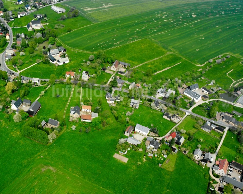 Luftbild Königshain - Dorfkern am Feldrand in Königshain im Bundesland Sachsen, Deutschland