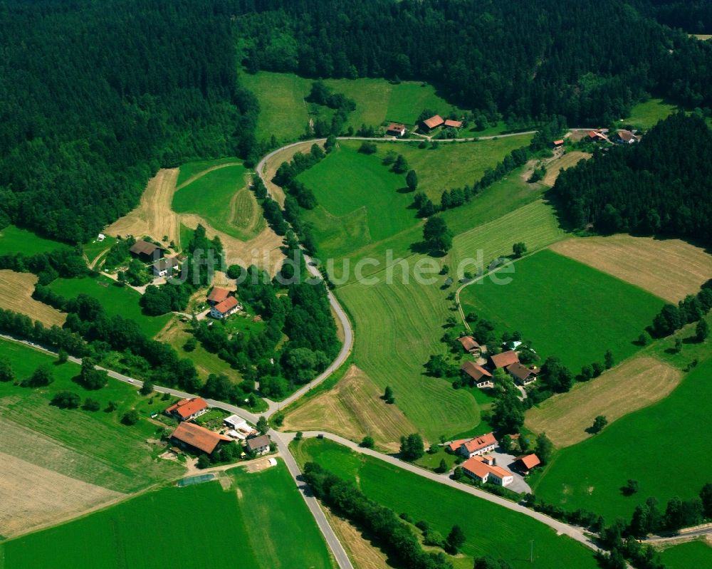 Luftaufnahme Kohlwessen - Dorfkern am Feldrand in Kohlwessen im Bundesland Bayern, Deutschland