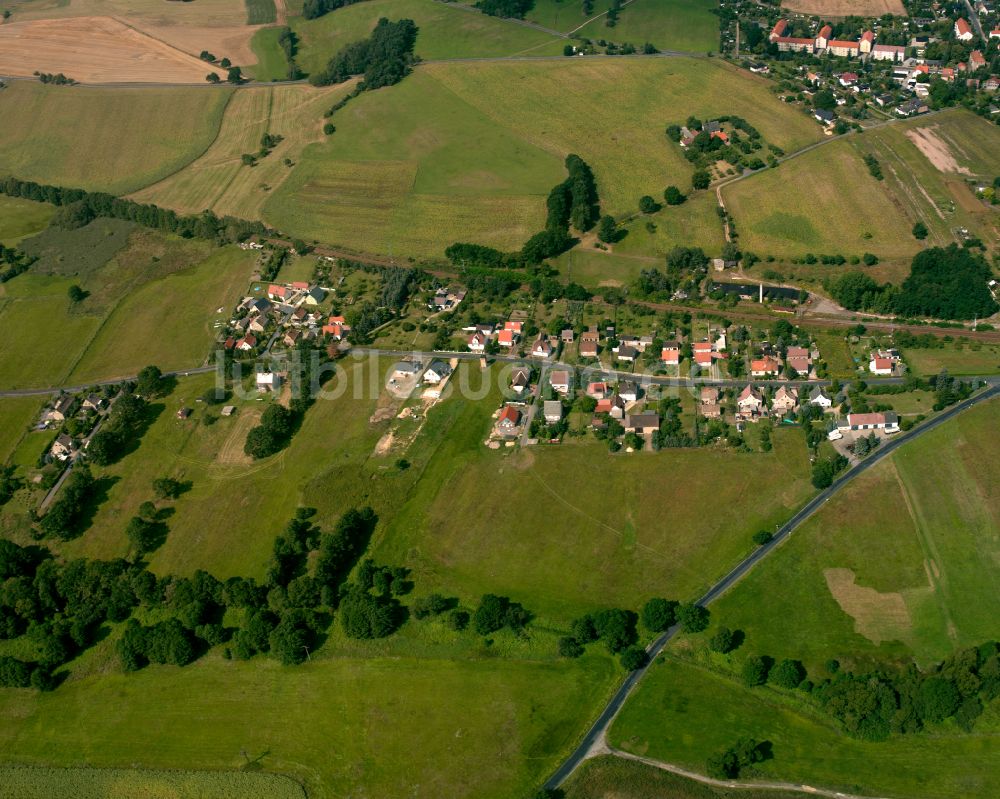 Luftbild Kraußnitz - Dorfkern am Feldrand in Kraußnitz im Bundesland Sachsen, Deutschland