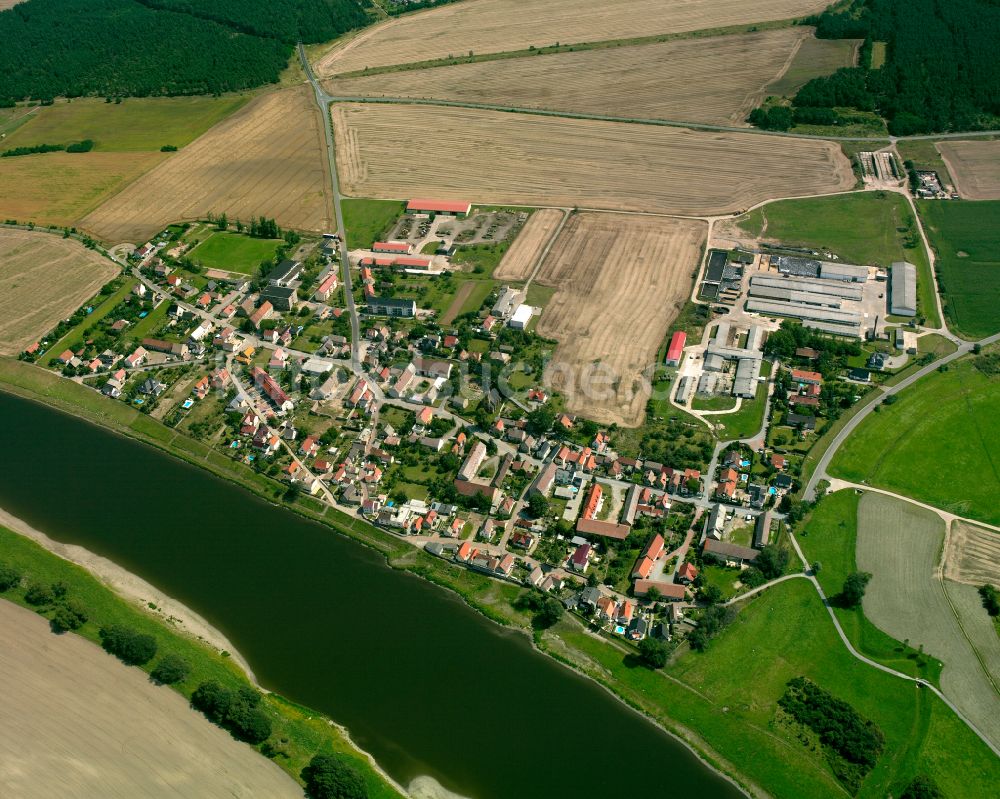 Luftbild Kreinitz - Dorfkern am Feldrand in Kreinitz im Bundesland Sachsen, Deutschland