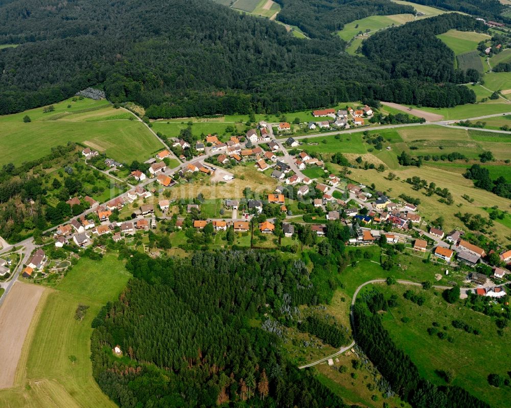 Luftaufnahme Kreuzle - Dorfkern am Feldrand in Kreuzle im Bundesland Baden-Württemberg, Deutschland