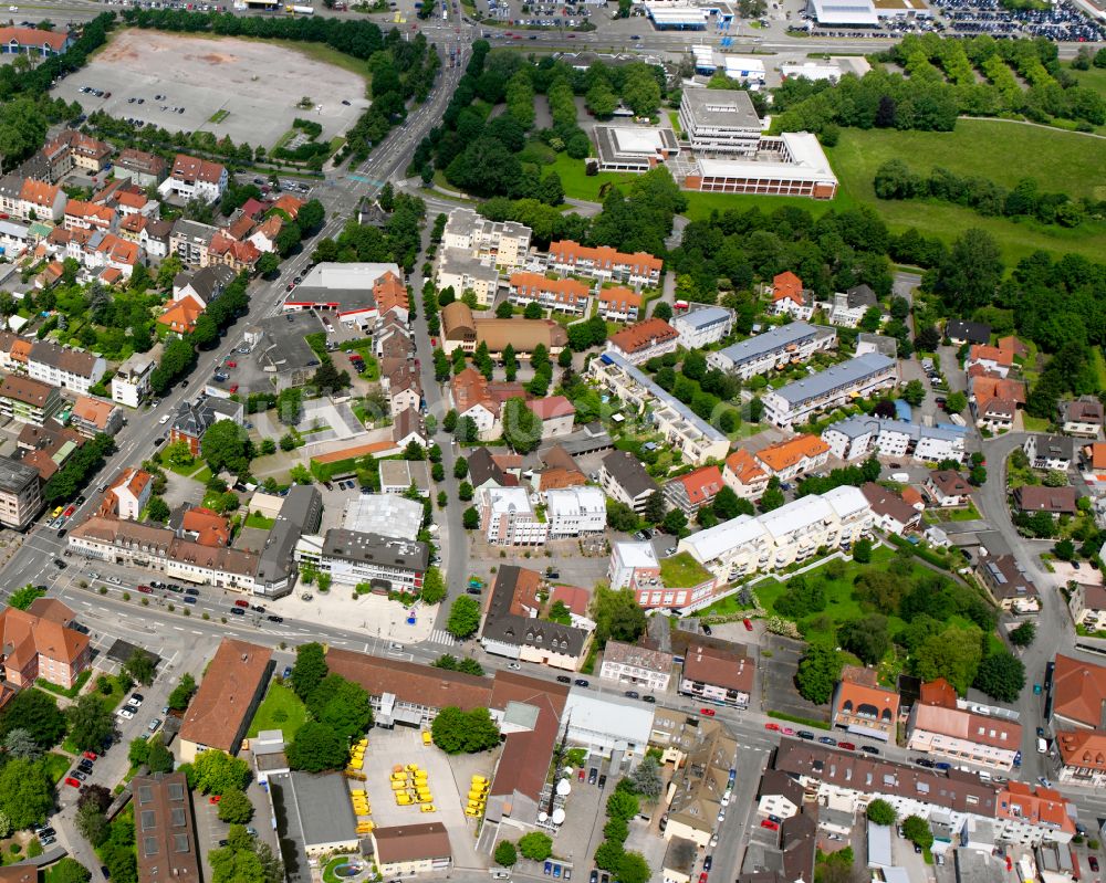 Kronenhof aus der Vogelperspektive: Dorfkern am Feldrand in Kronenhof im Bundesland Baden-Württemberg, Deutschland