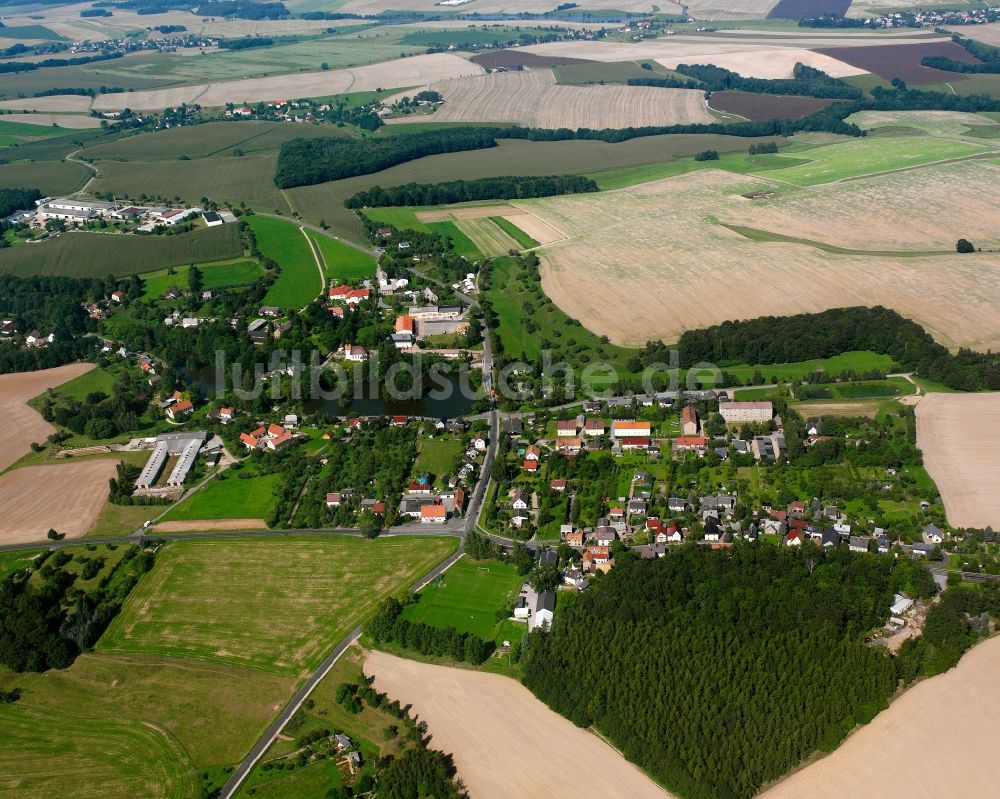 Köttwitzsch aus der Vogelperspektive: Dorfkern am Feldrand in Köttwitzsch im Bundesland Sachsen, Deutschland