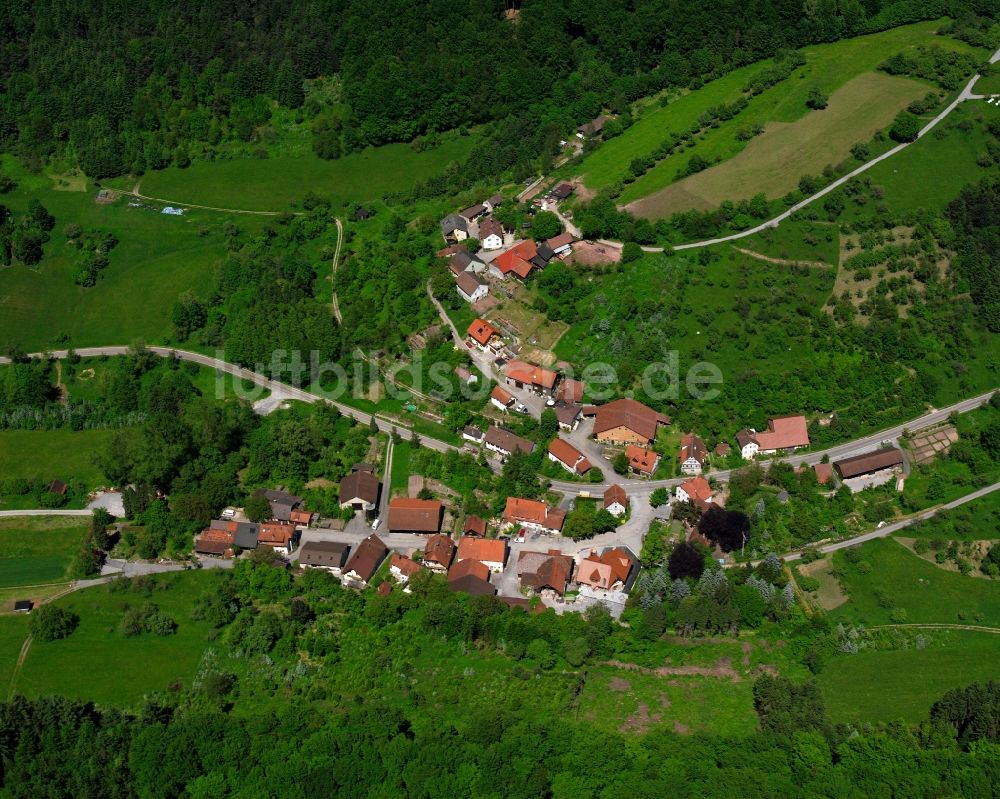 Luftbild Kurzach - Dorfkern am Feldrand in Kurzach im Bundesland Baden-Württemberg, Deutschland