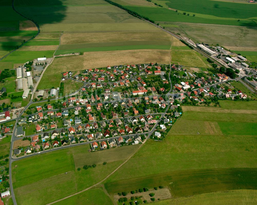 Lampertswalde von oben - Dorfkern am Feldrand in Lampertswalde im Bundesland Sachsen, Deutschland