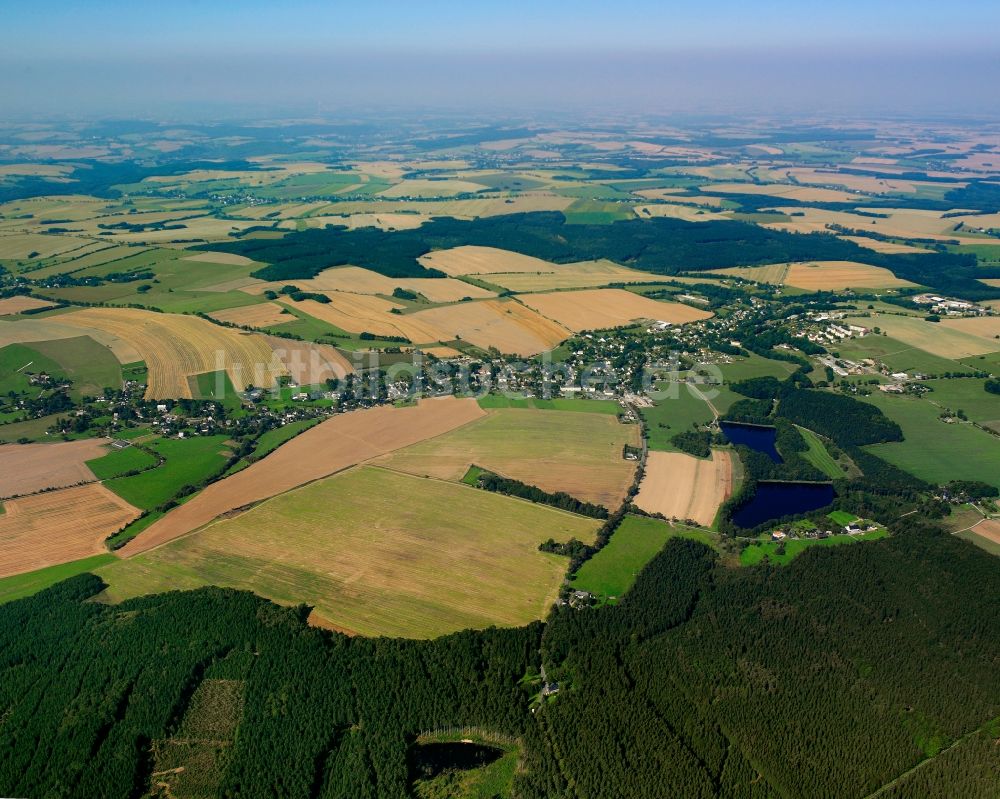 Luftaufnahme Langenau - Dorfkern am Feldrand in Langenau im Bundesland Sachsen, Deutschland