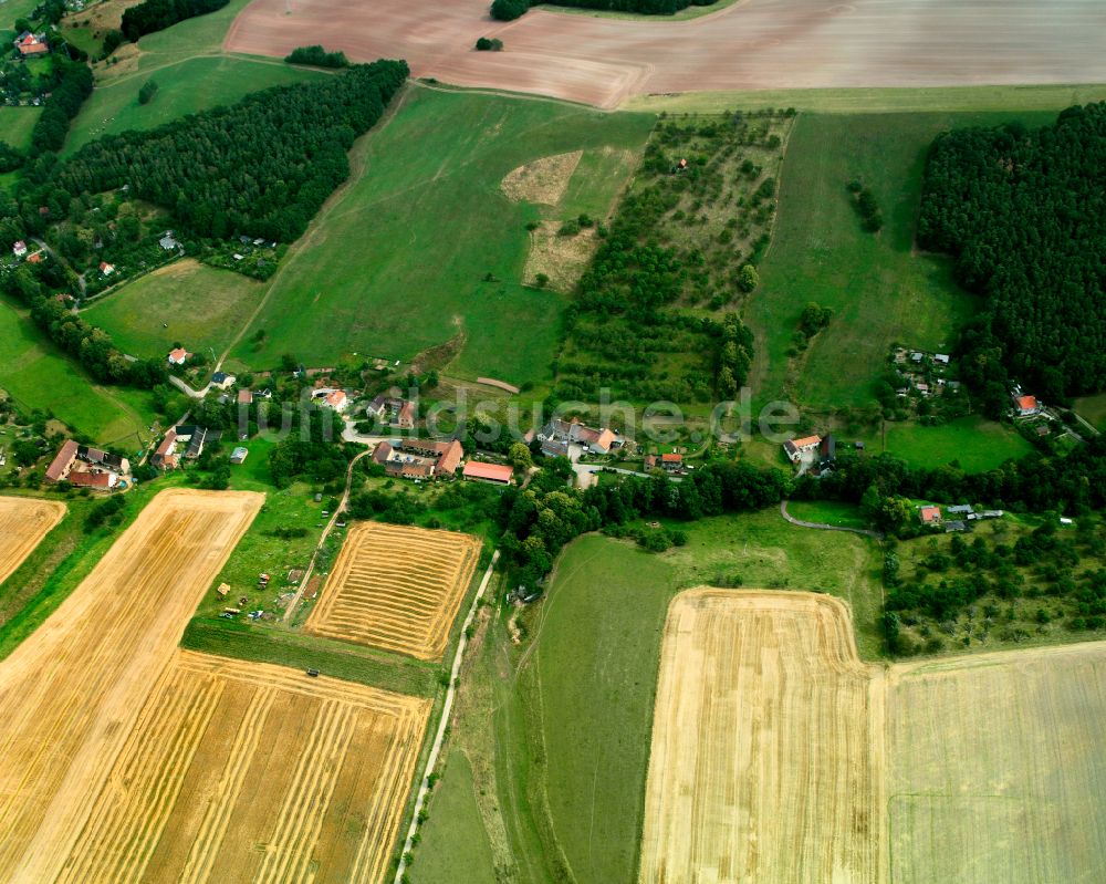 Luftaufnahme Langengrobsdorf - Dorfkern am Feldrand in Langengrobsdorf im Bundesland Thüringen, Deutschland