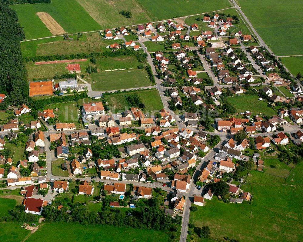 Luftaufnahme Langfurth - Dorfkern am Feldrand in Langfurth im Bundesland Bayern, Deutschland