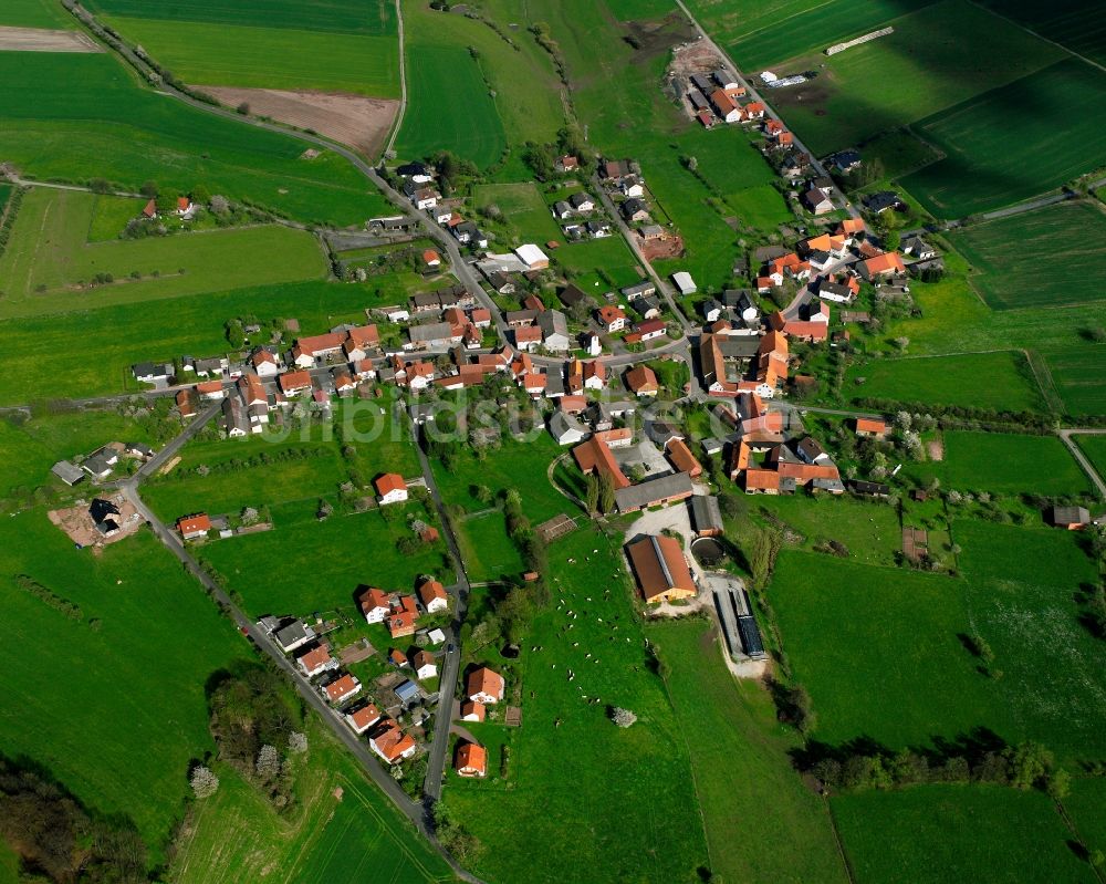 Luftaufnahme Lautenhausen - Dorfkern am Feldrand in Lautenhausen im Bundesland Hessen, Deutschland