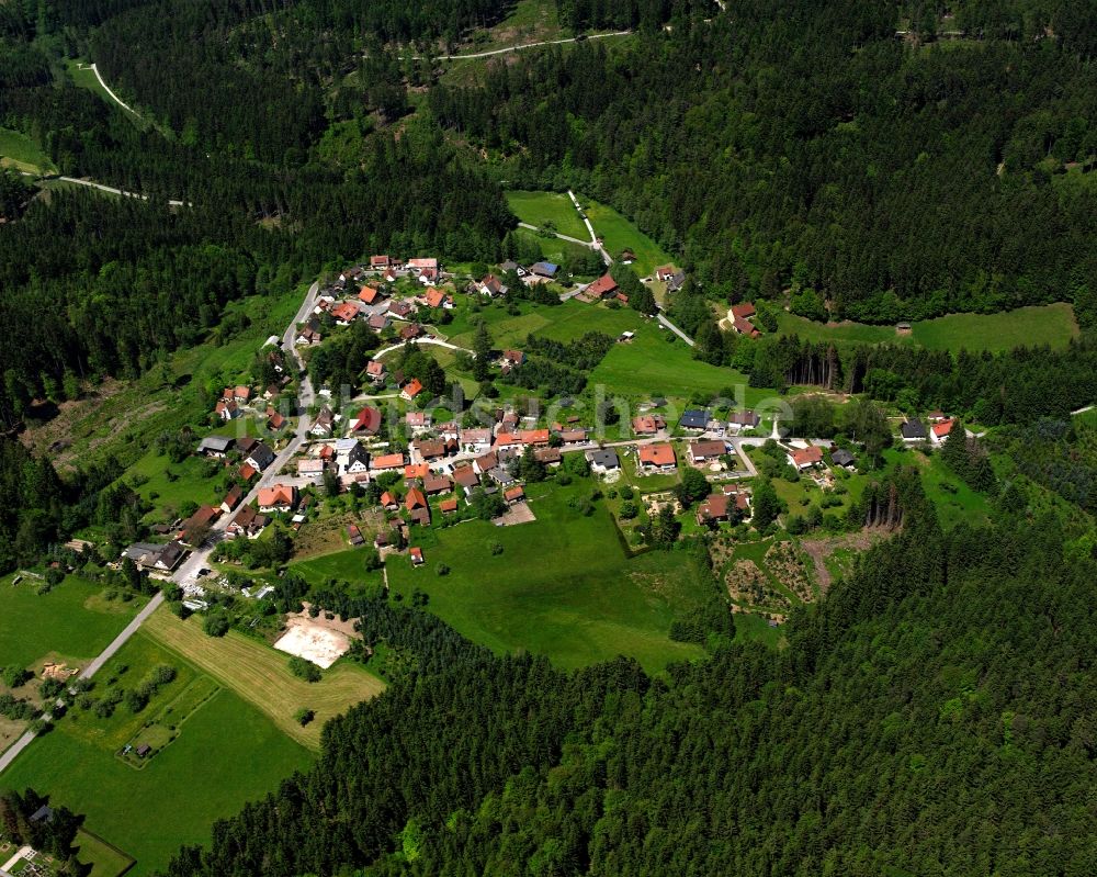 Luftaufnahme Liemersbach - Dorfkern am Feldrand in Liemersbach im Bundesland Baden-Württemberg, Deutschland