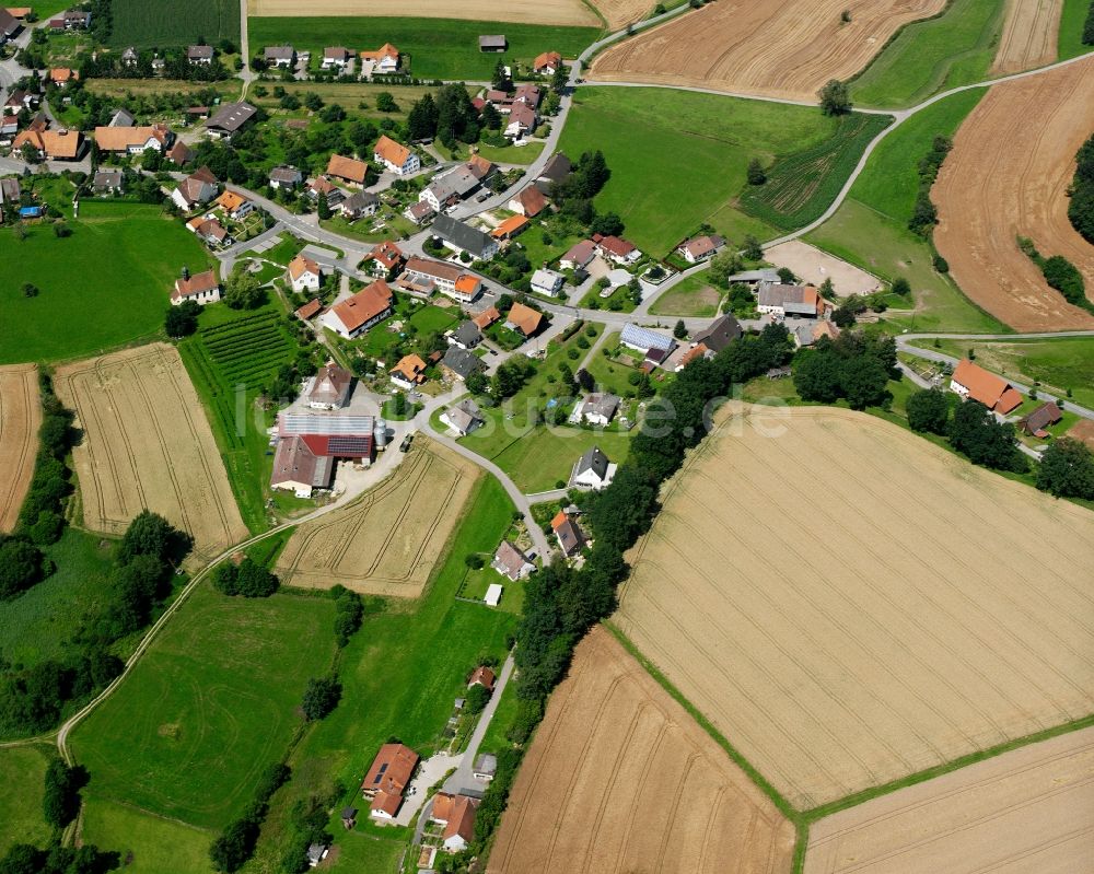 Luftaufnahme Magenbuch - Dorfkern am Feldrand in Magenbuch im Bundesland Baden-Württemberg, Deutschland