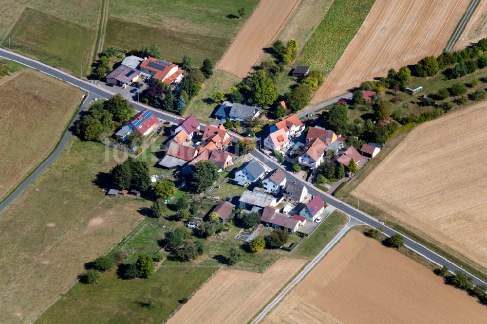 Luftbild Marienbrunn - Dorfkern am Feldrand in Marienbrunn im Bundesland Bayern, Deutschland