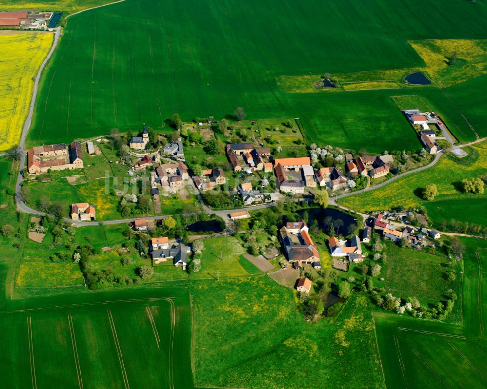 Luftaufnahme Markersdorf - Dorfkern am Feldrand in Markersdorf im Bundesland Thüringen, Deutschland