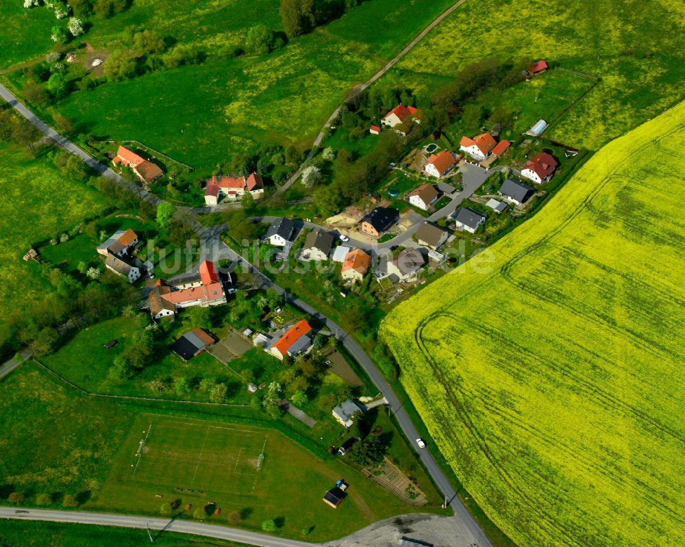 Luftbild Markersdorf - Dorfkern am Feldrand in Markersdorf im Bundesland Thüringen, Deutschland