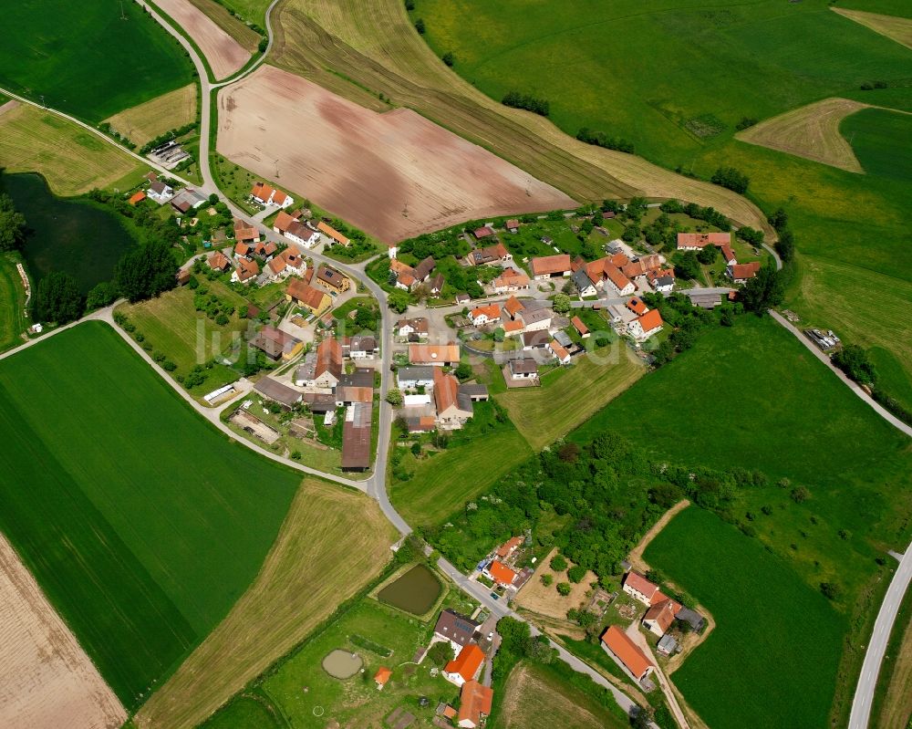 Luftbild Mittelramstadt - Dorfkern am Feldrand in Mittelramstadt im Bundesland Bayern, Deutschland