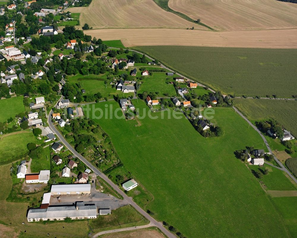 Luftbild Mobendorf - Dorfkern am Feldrand in Mobendorf im Bundesland Sachsen, Deutschland