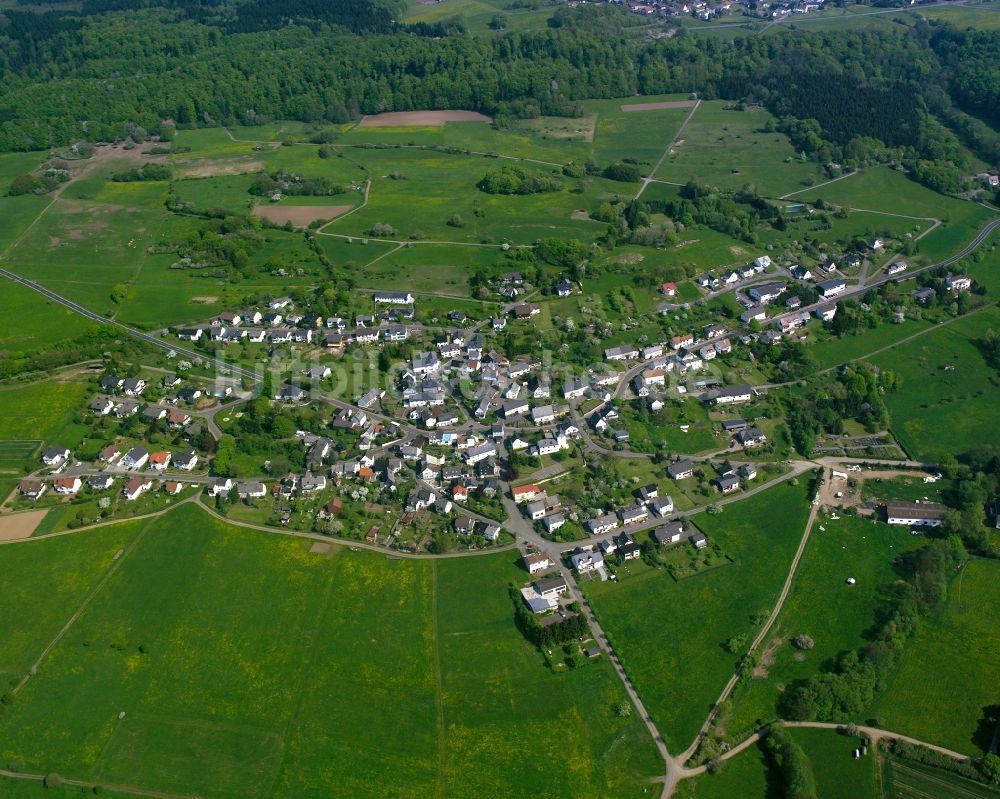 Nenderoth von oben - Dorfkern am Feldrand in Nenderoth im Bundesland Hessen, Deutschland