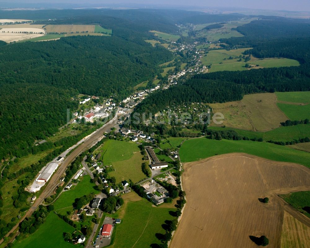 Luftaufnahme Neuclausnitz - Dorfkern am Feldrand in Neuclausnitz im Bundesland Sachsen, Deutschland