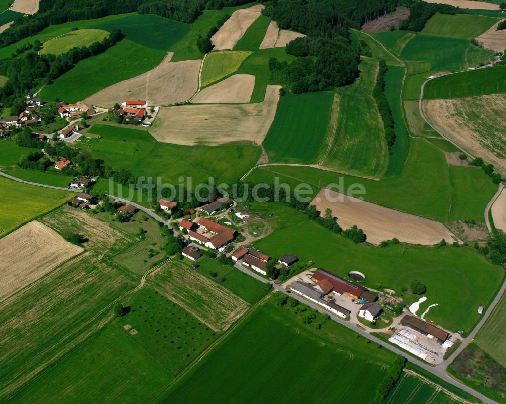 Luftbild Neudau - Dorfkern am Feldrand in Neudau im Bundesland Bayern, Deutschland