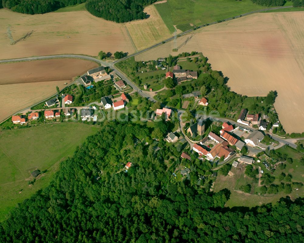 Luftbild Niebra - Dorfkern am Feldrand in Niebra im Bundesland Thüringen, Deutschland