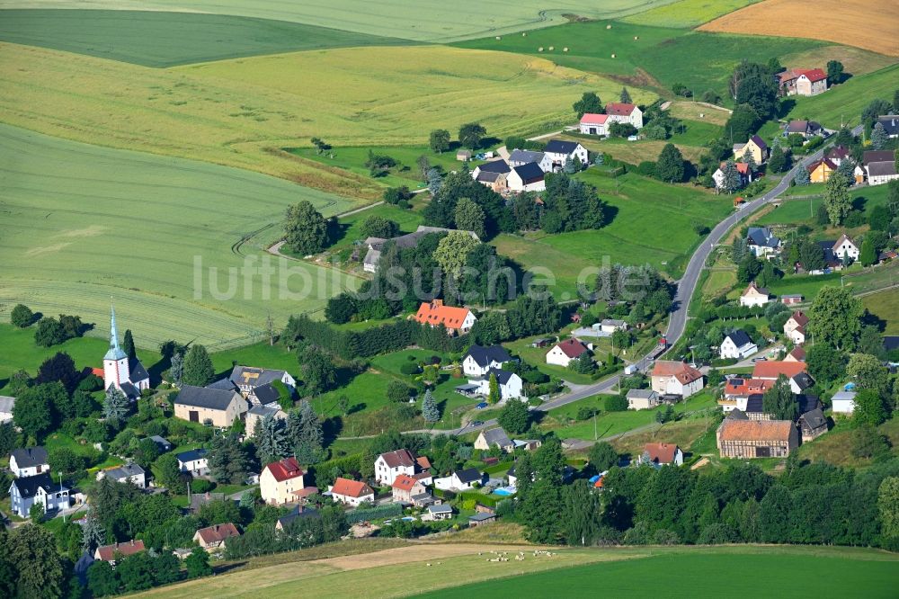 Luftbild Niederelsdorf - Dorfkern am Feldrand in Niederelsdorf im Bundesland Sachsen, Deutschland