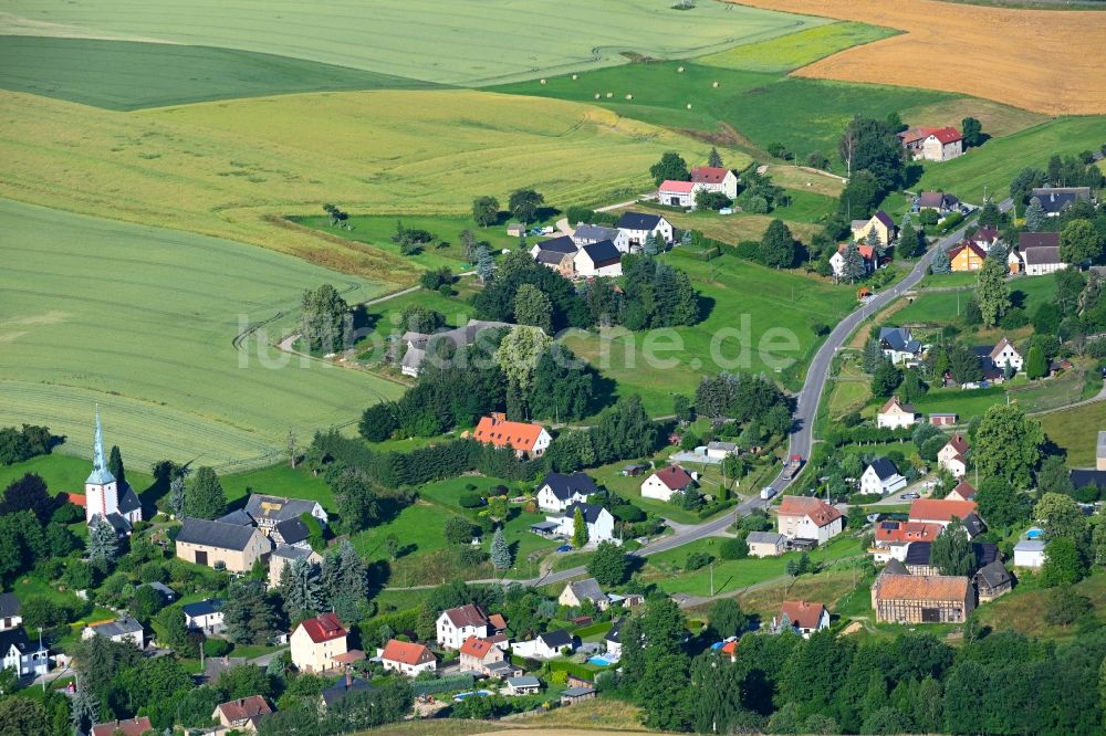 Luftaufnahme Niederelsdorf - Dorfkern am Feldrand in Niederelsdorf im Bundesland Sachsen, Deutschland