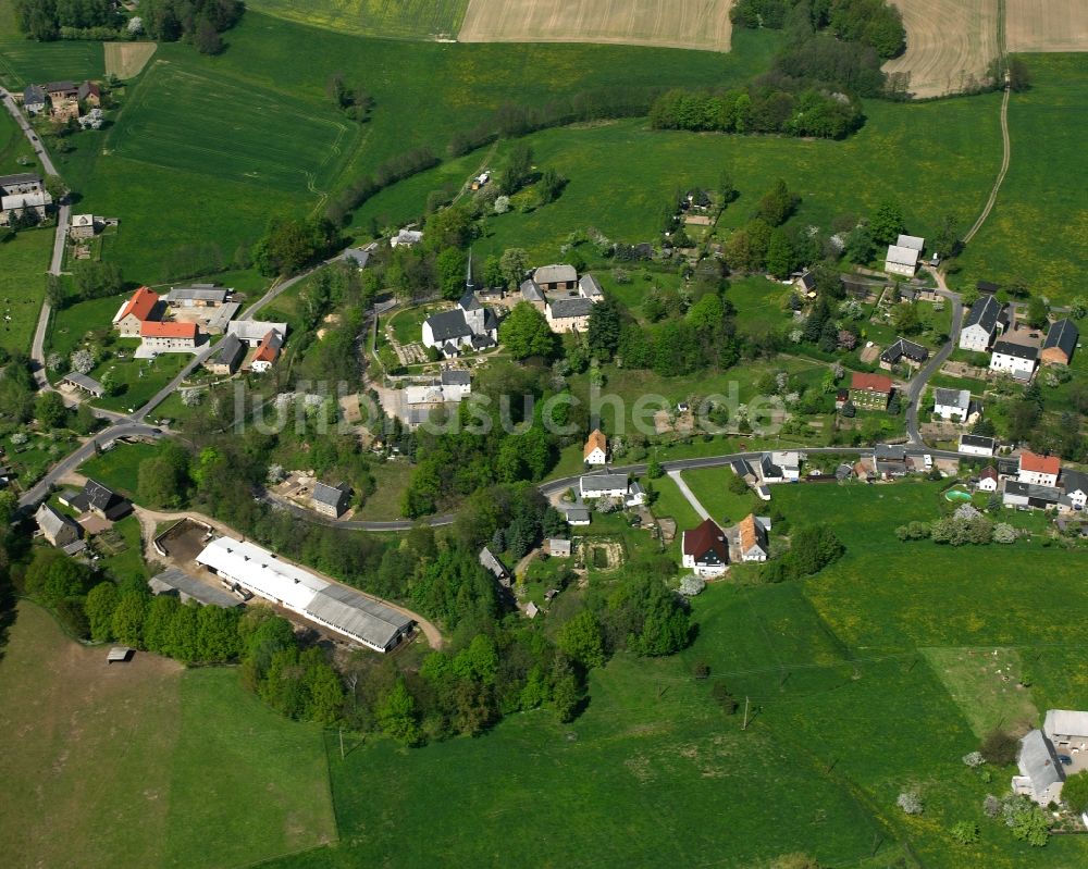 Luftaufnahme Niederrossau - Dorfkern am Feldrand in Niederrossau im Bundesland Sachsen, Deutschland