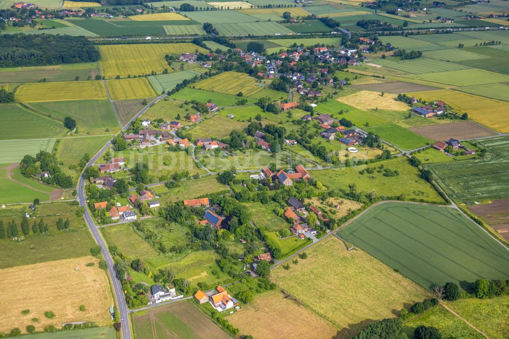 Luftbild Norddinker - Dorfkern am Feldrand in Norddinker im Bundesland Nordrhein-Westfalen, Deutschland