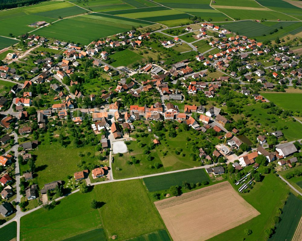 Luftbild Oberhaugstett - Dorfkern am Feldrand in Oberhaugstett im Bundesland Baden-Württemberg, Deutschland