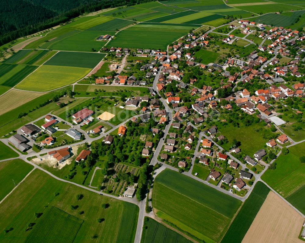 Luftaufnahme Oberhaugstett - Dorfkern am Feldrand in Oberhaugstett im Bundesland Baden-Württemberg, Deutschland