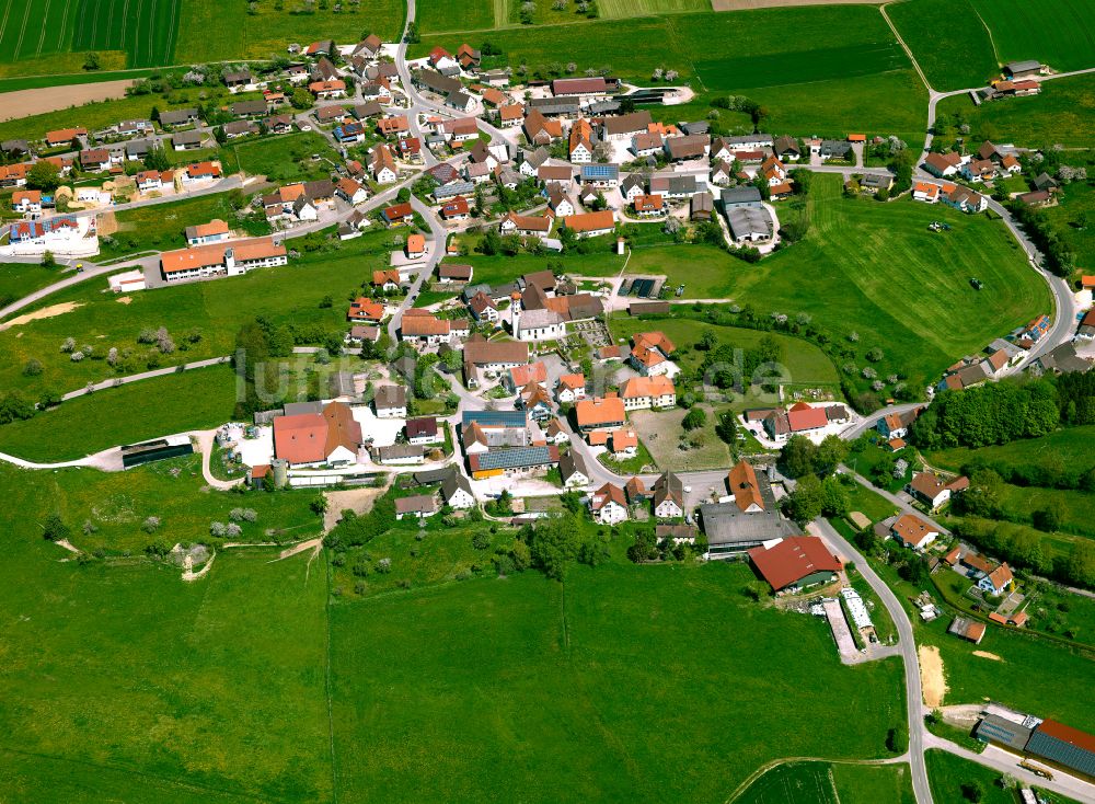 Luftaufnahme Obermarchtal - Dorfkern am Feldrand in Obermarchtal im Bundesland Baden-Württemberg, Deutschland