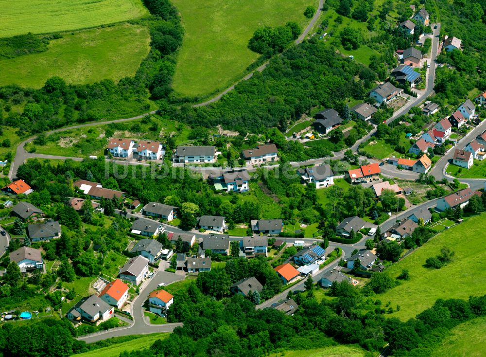 Luftbild Obermoschel - Dorfkern am Feldrand in Obermoschel im Bundesland Rheinland-Pfalz, Deutschland