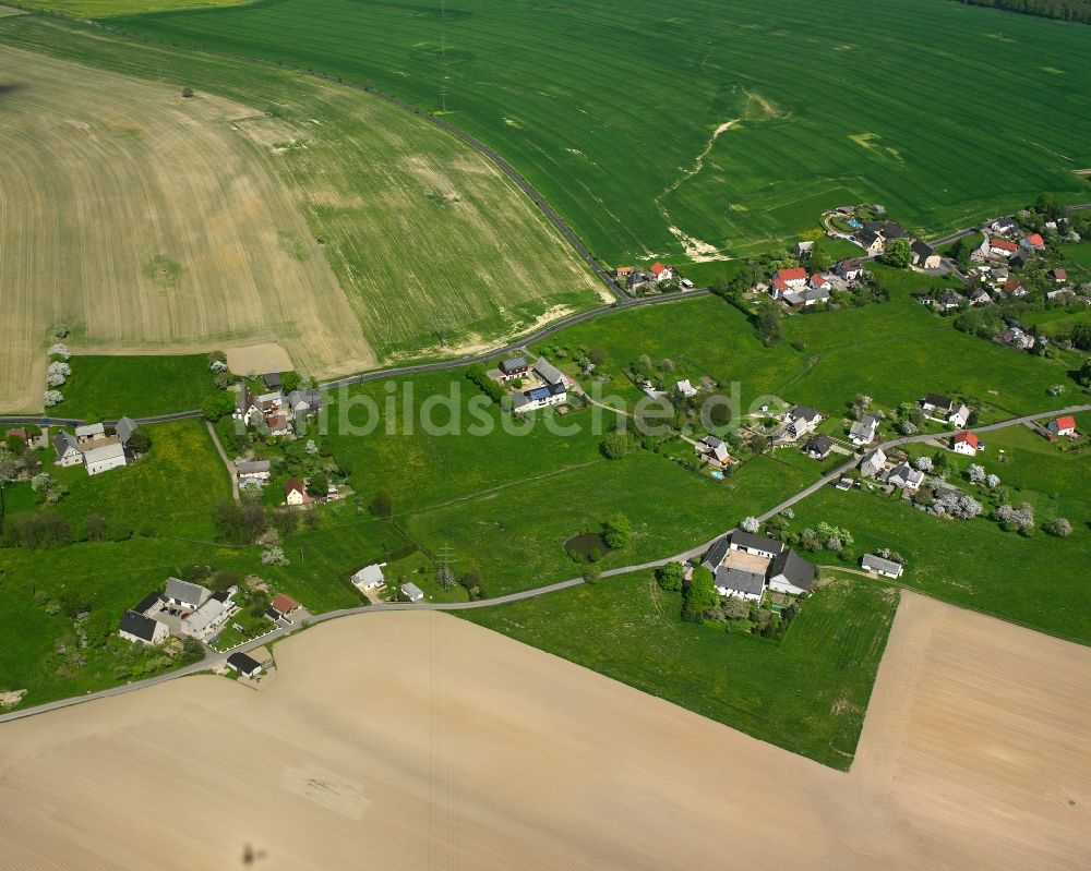 Oberrossau von oben - Dorfkern am Feldrand in Oberrossau im Bundesland Sachsen, Deutschland