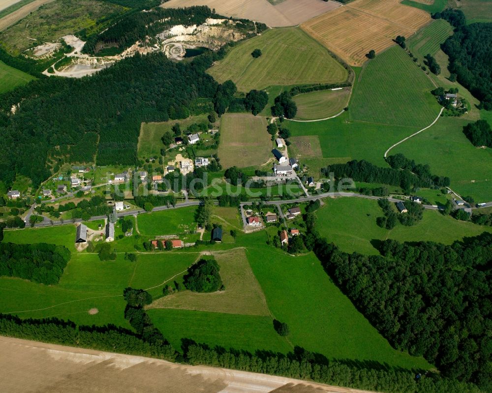 Luftbild Oberschöna - Dorfkern am Feldrand in Oberschöna im Bundesland Sachsen, Deutschland