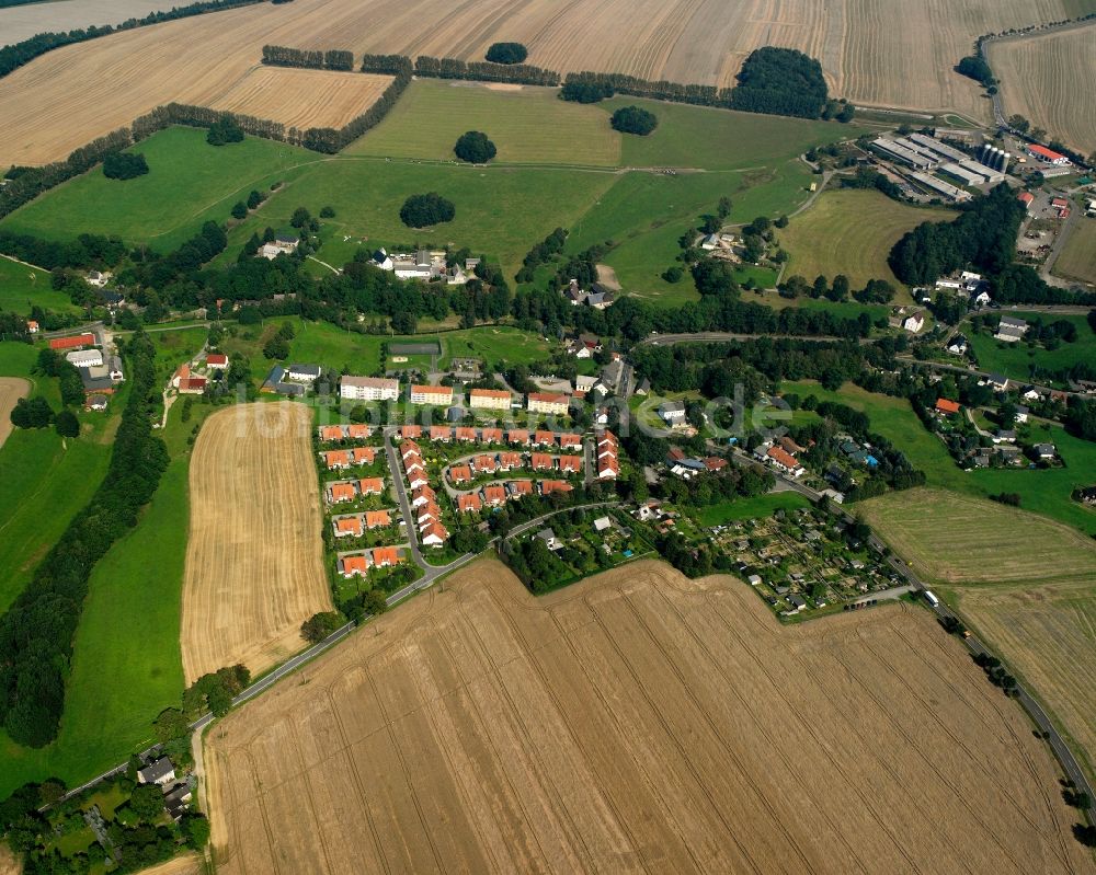 Luftbild Oberschöna - Dorfkern am Feldrand in Oberschöna im Bundesland Sachsen, Deutschland