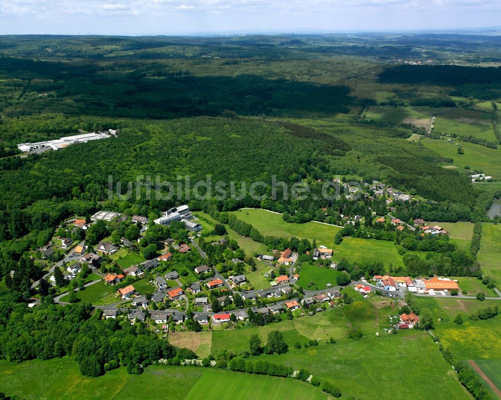 Luftbild Oberwald - Dorfkern am Feldrand in Oberwald im Bundesland Hessen, Deutschland