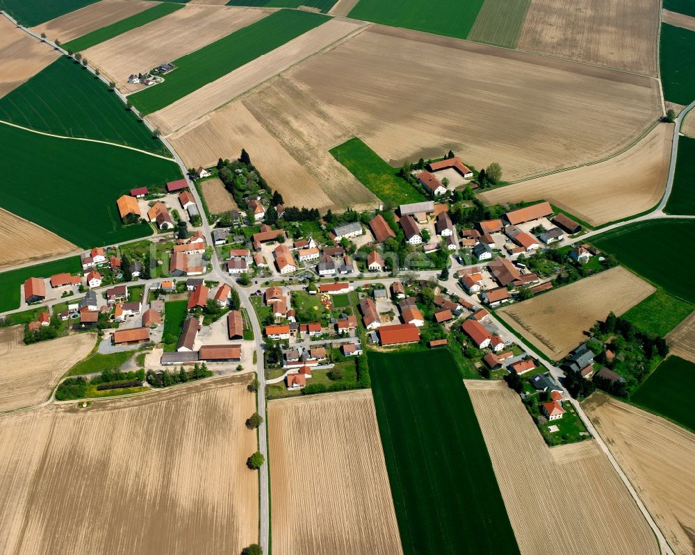 Luftbild Paitzkofen - Dorfkern am Feldrand in Paitzkofen im Bundesland Bayern, Deutschland