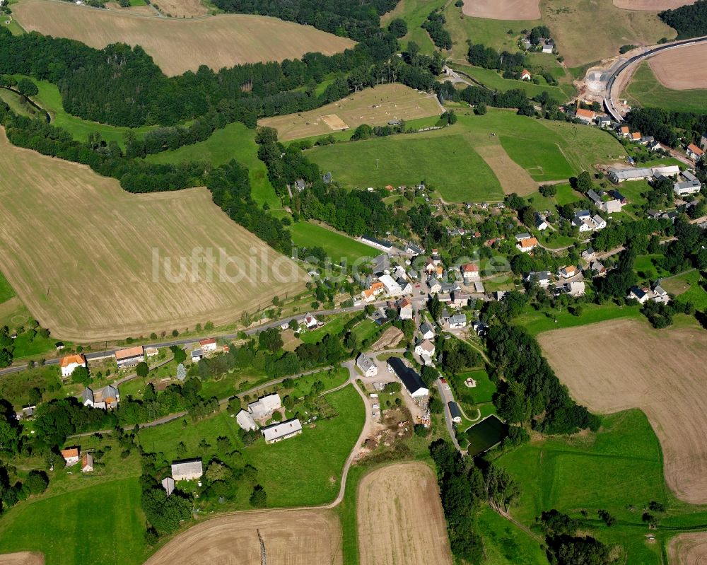 Pappendorf von oben - Dorfkern am Feldrand in Pappendorf im Bundesland Sachsen, Deutschland