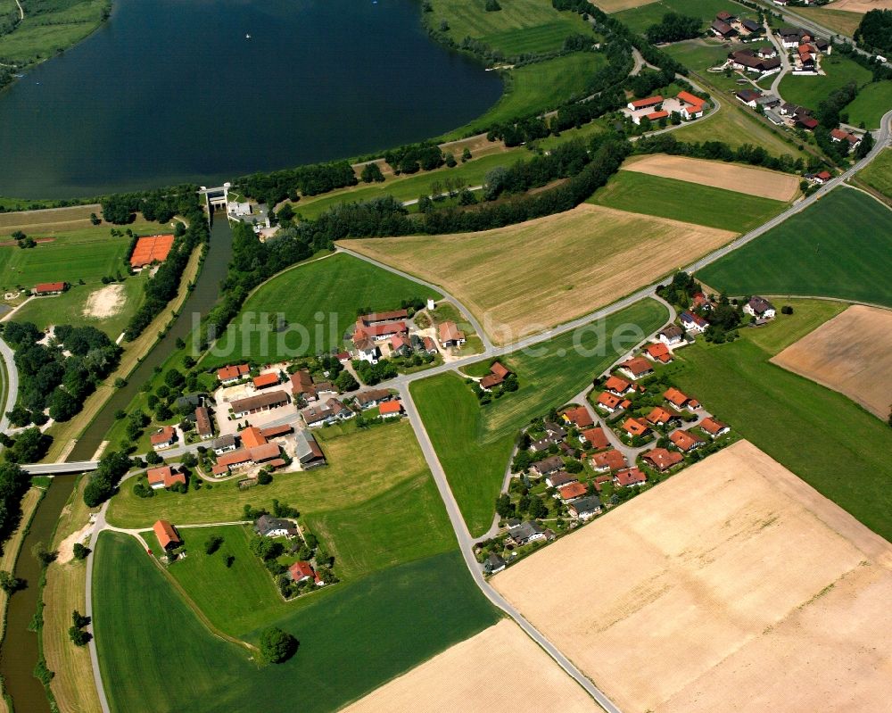 Luftbild Postmünster - Dorfkern am Feldrand in Postmünster im Bundesland Bayern, Deutschland