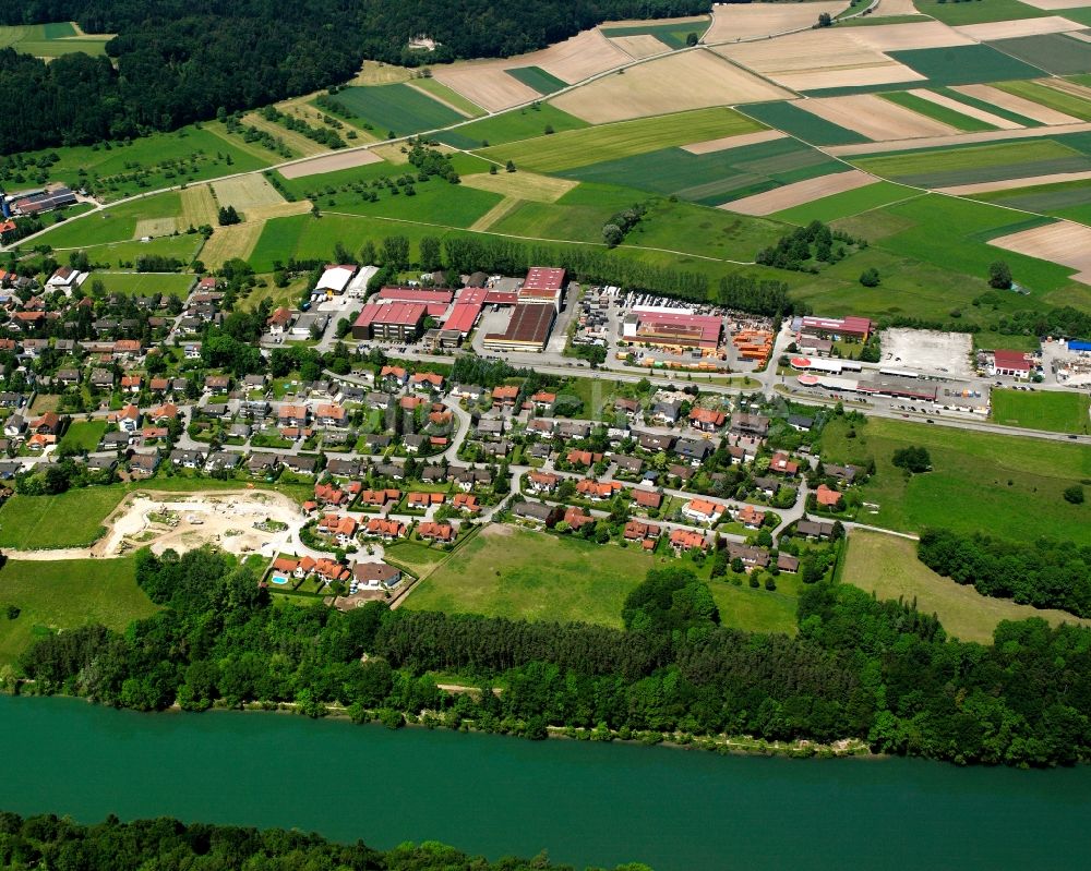 Luftaufnahme Raat bei Windlach - Dorfkern am Feldrand in Raat bei Windlach im Bundesland Baden-Württemberg, Deutschland