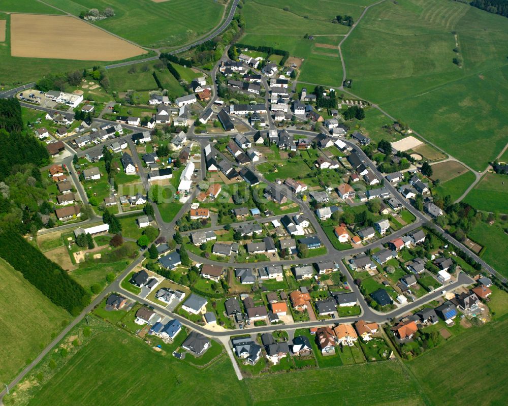 Luftbild Rabenscheid - Dorfkern am Feldrand in Rabenscheid im Bundesland Hessen, Deutschland