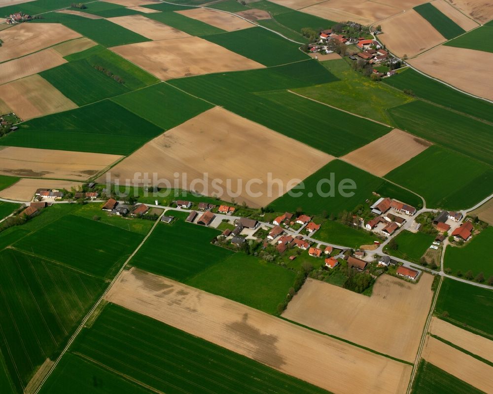 Luftbild Rainting - Dorfkern am Feldrand in Rainting im Bundesland Bayern, Deutschland