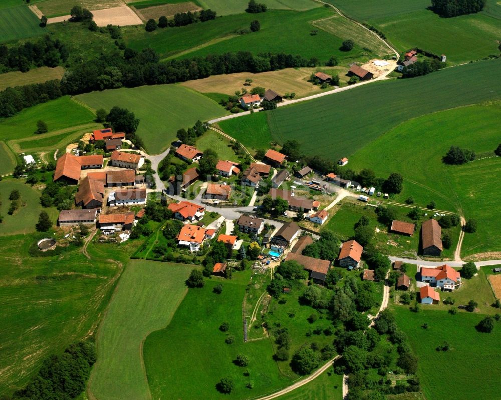 Luftaufnahme Rammersberg - Dorfkern am Feldrand in Rammersberg im Bundesland Bayern, Deutschland