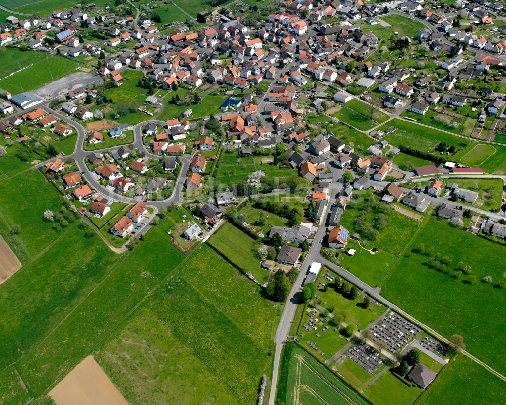 Rüddingshausen von oben - Dorfkern am Feldrand in Rüddingshausen im Bundesland Hessen, Deutschland