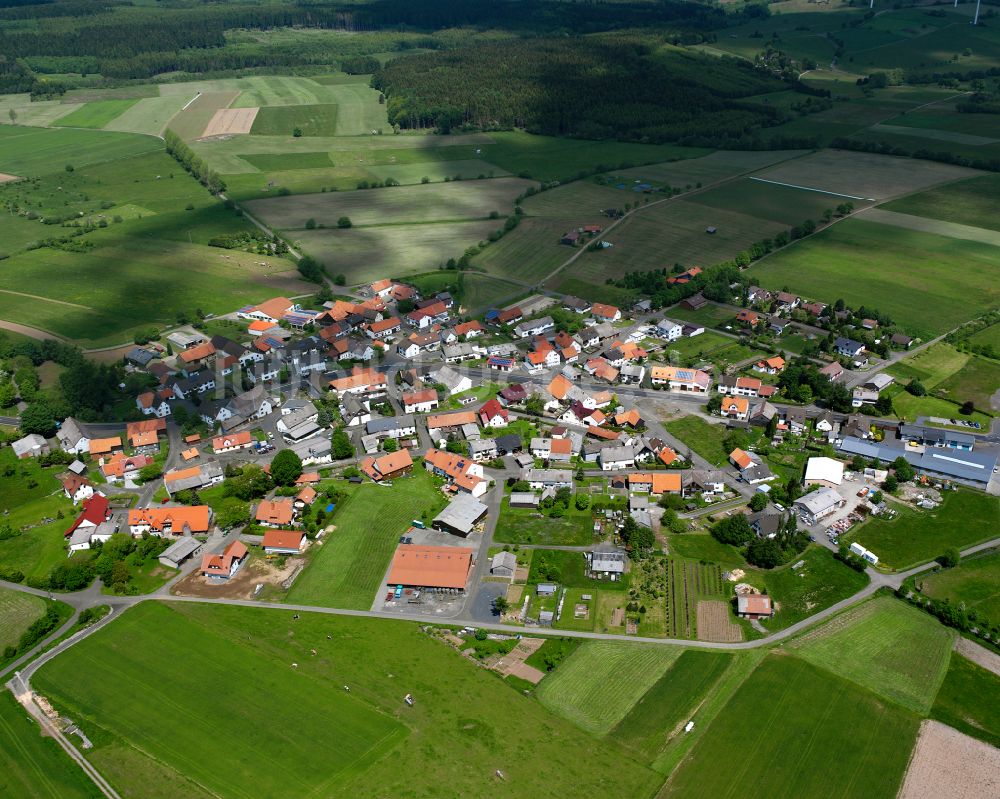 Luftbild Rebgeshain - Dorfkern am Feldrand in Rebgeshain im Bundesland Hessen, Deutschland