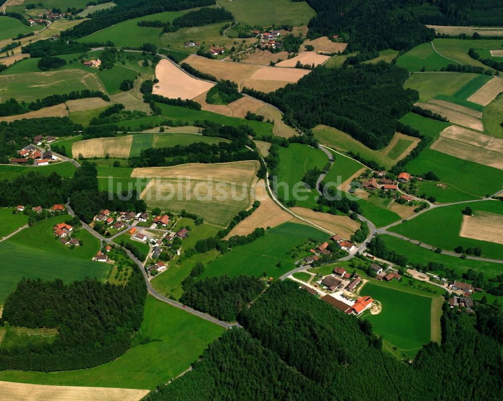 Recksberg von oben - Dorfkern am Feldrand in Recksberg im Bundesland Bayern, Deutschland