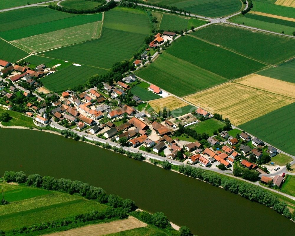 Reibersdorf von oben - Dorfkern am Feldrand in Reibersdorf im Bundesland Bayern, Deutschland