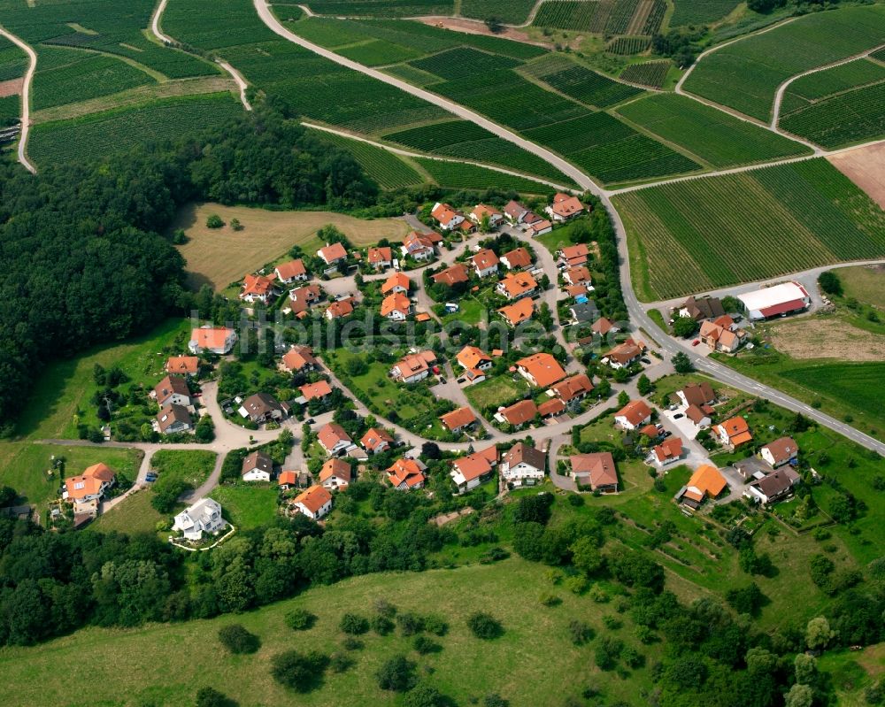 Reisach von oben - Dorfkern am Feldrand in Reisach im Bundesland Baden-Württemberg, Deutschland