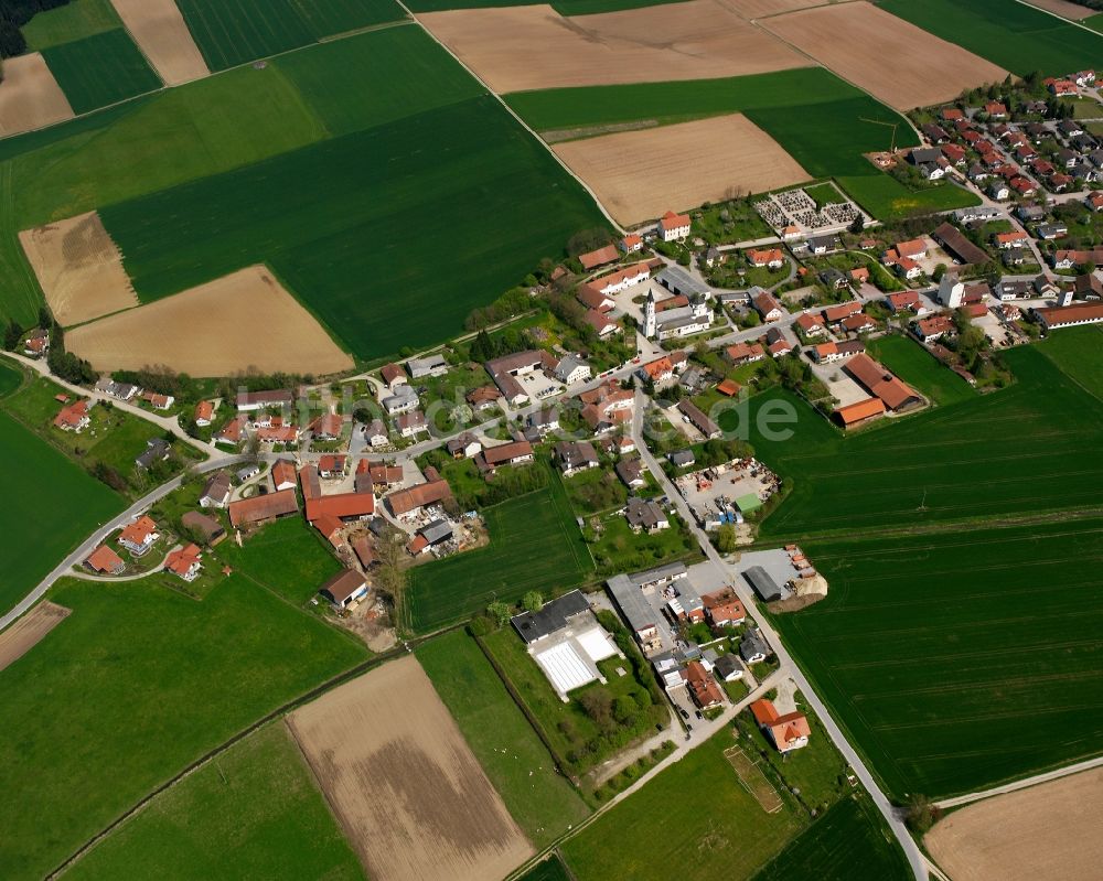 Luftbild Reißing - Dorfkern am Feldrand in Reißing im Bundesland Bayern, Deutschland